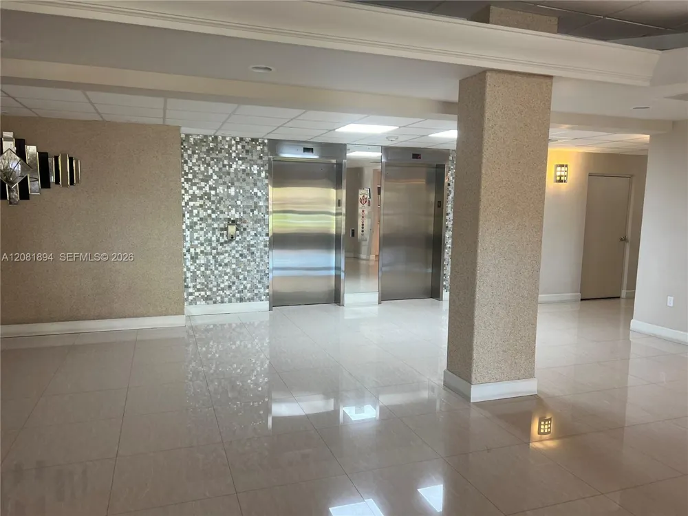 1833 S Ocean Dr #812 Hallandale Beach, FL 33009