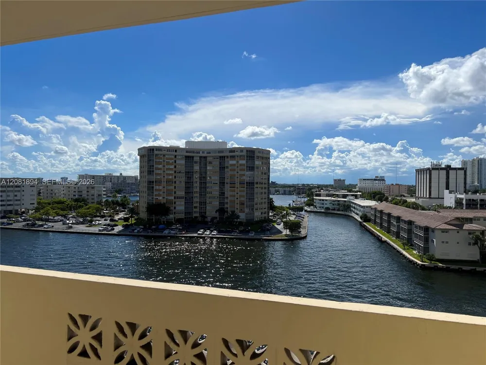 1833 S Ocean Dr #812 Hallandale Beach, FL 33009