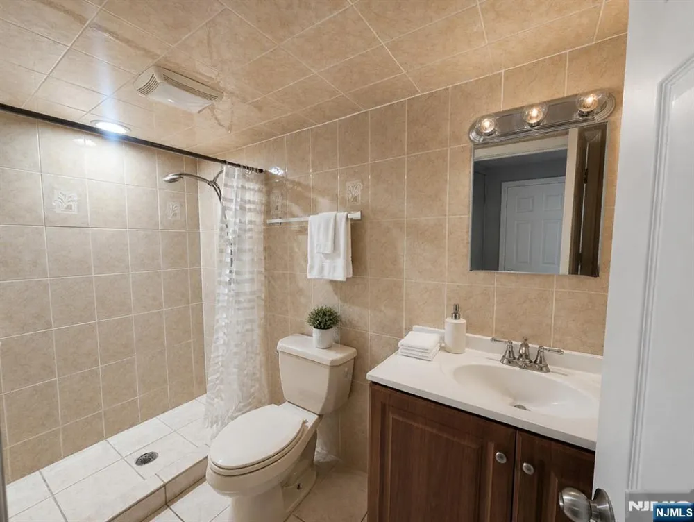 175 Park Avenue Passaic, NJ 07055