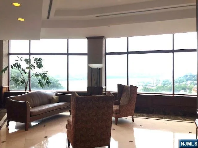 100 Old Palisade Road 1505 Fort Lee, NJ 07024