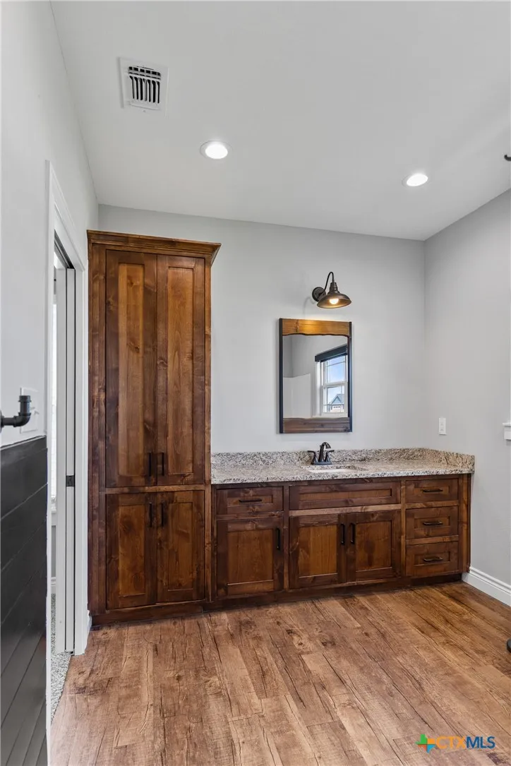 36 Meadow Creek Drive Inez, TX 77968