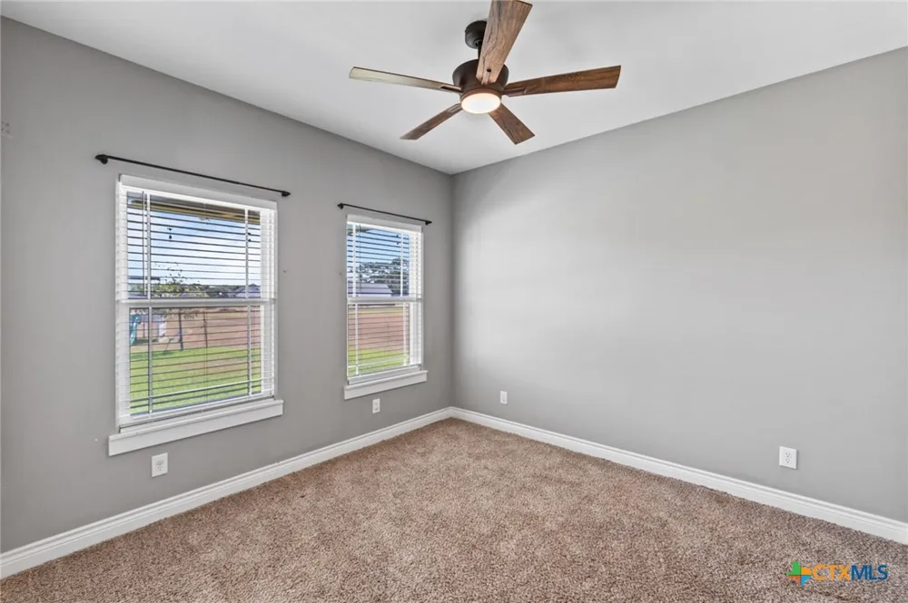 36 Meadow Creek Drive Inez, TX 77968