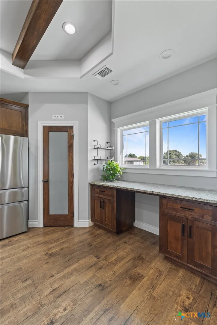 36 Meadow Creek Drive Inez, TX 77968