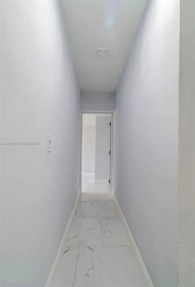 425 NW 14th Way Fort Lauderdale, FL 33311