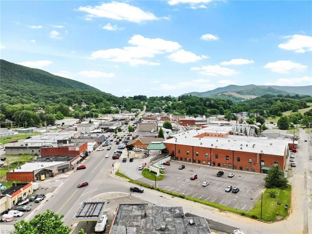 215 SE Jefferson Station Place #210 West Jefferson, NC 28694