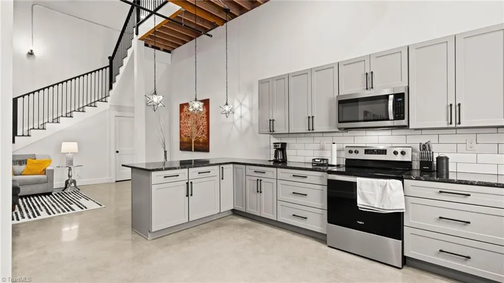 215 SE Jefferson Station Place #210 West Jefferson, NC 28694