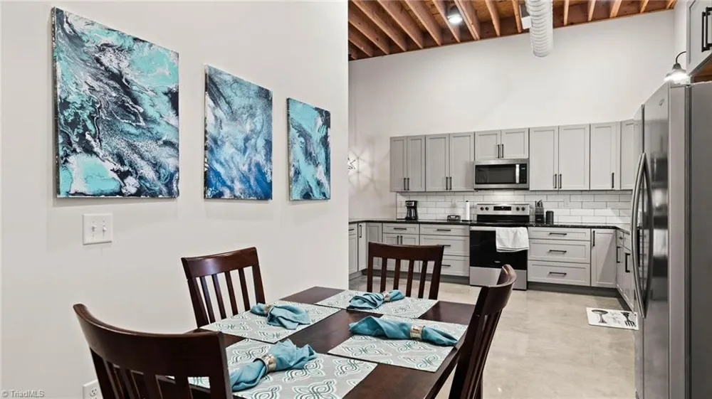 215 SE Jefferson Station Place #210 West Jefferson, NC 28694