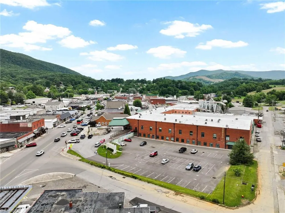 215 SE Jefferson Station Place #210 West Jefferson, NC 28694