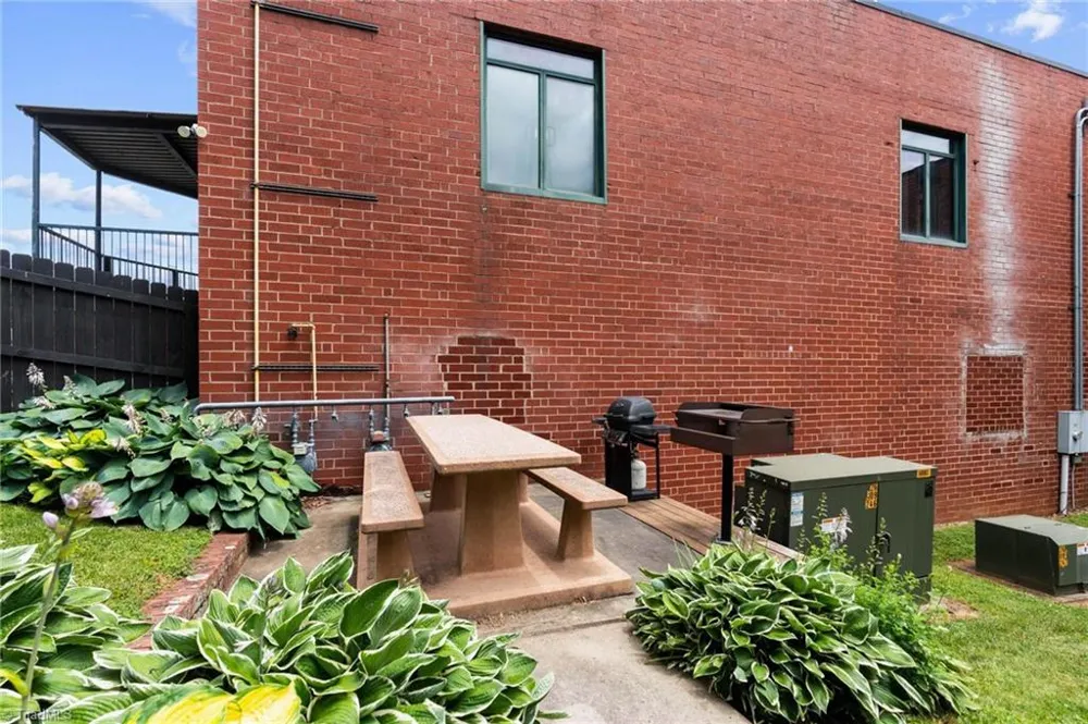 215 SE Jefferson Station Place #210 West Jefferson, NC 28694