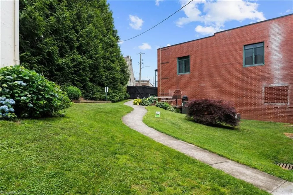 215 SE Jefferson Station Place #210 West Jefferson, NC 28694
