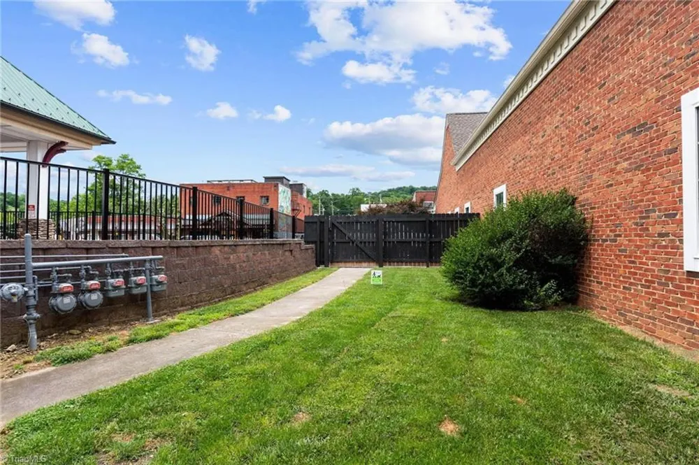 215 SE Jefferson Station Place #210 West Jefferson, NC 28694