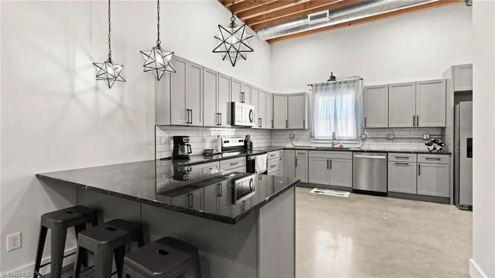 215 SE Jefferson Station Place #210 West Jefferson, NC 28694