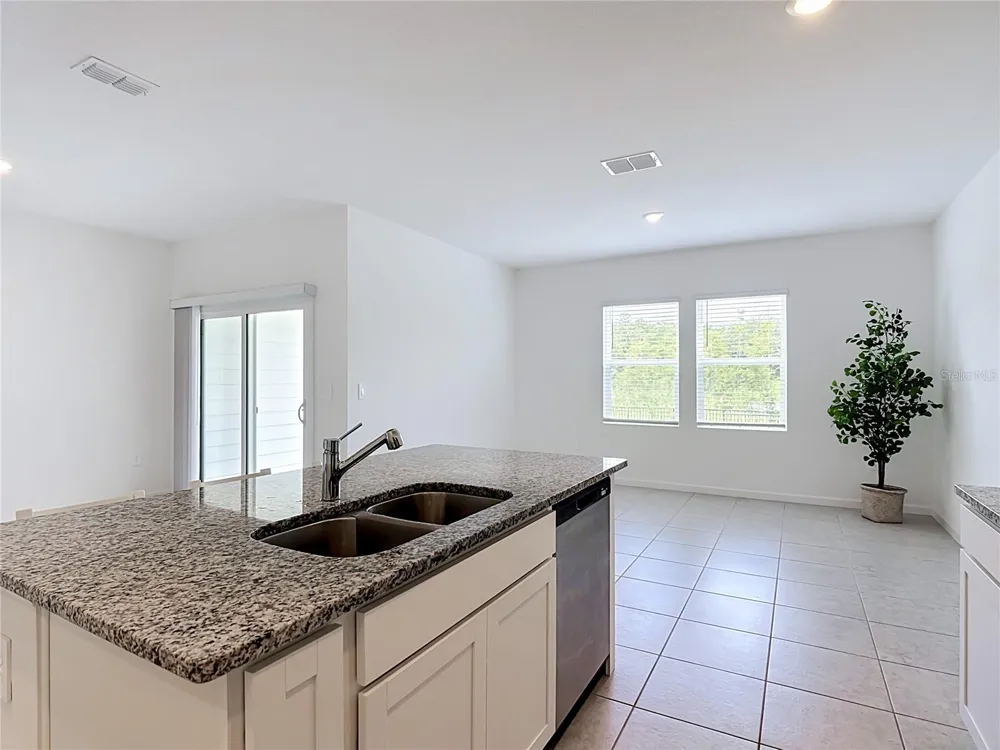 2542 GREY HAWK DRIVE Kissimmee, FL 34746