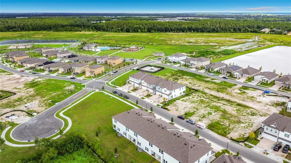 2542 GREY HAWK DRIVE Kissimmee, FL 34746