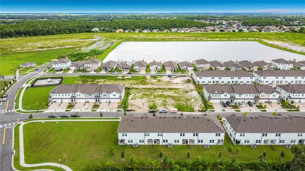 2542 GREY HAWK DRIVE Kissimmee, FL 34746