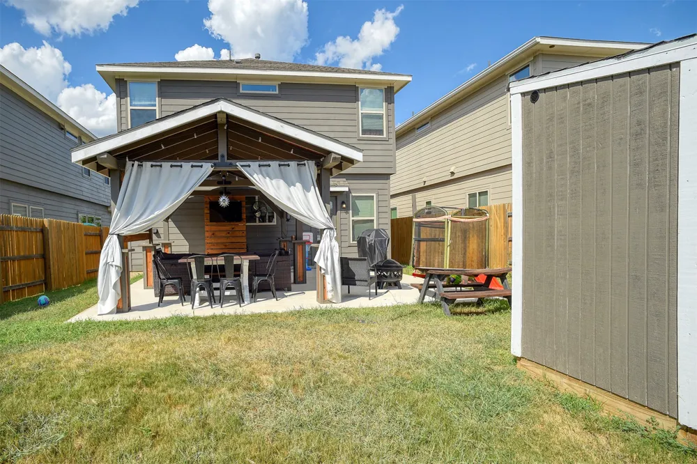 205 Driftwood Lane Bastrop, TX 78602
