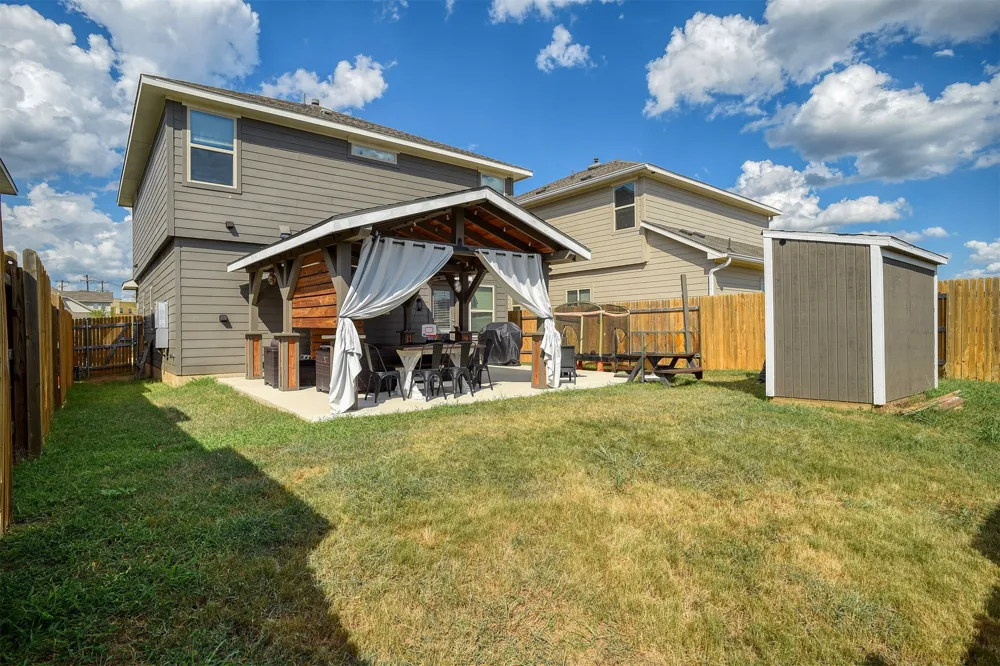 205 Driftwood Lane Bastrop, TX 78602
