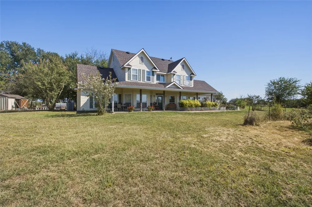 4905 County Road 1134 Leonard, TX 75452