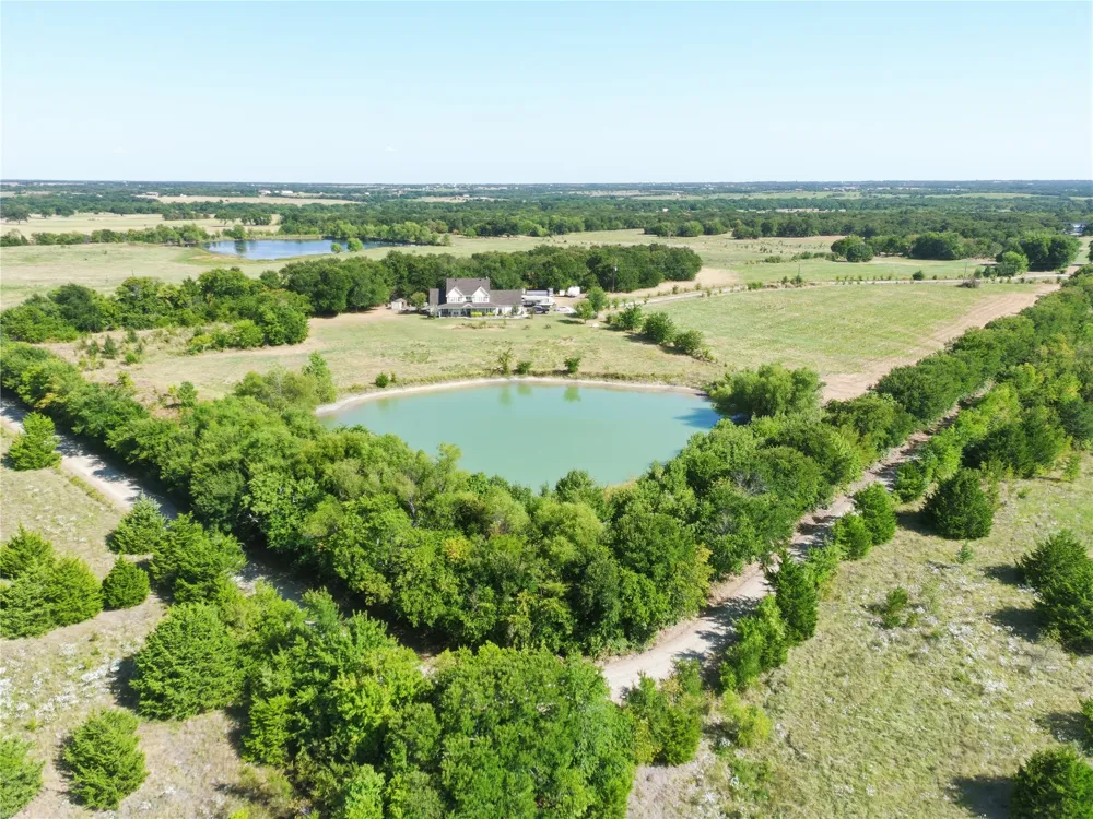 4905 County Road 1134 Leonard, TX 75452
