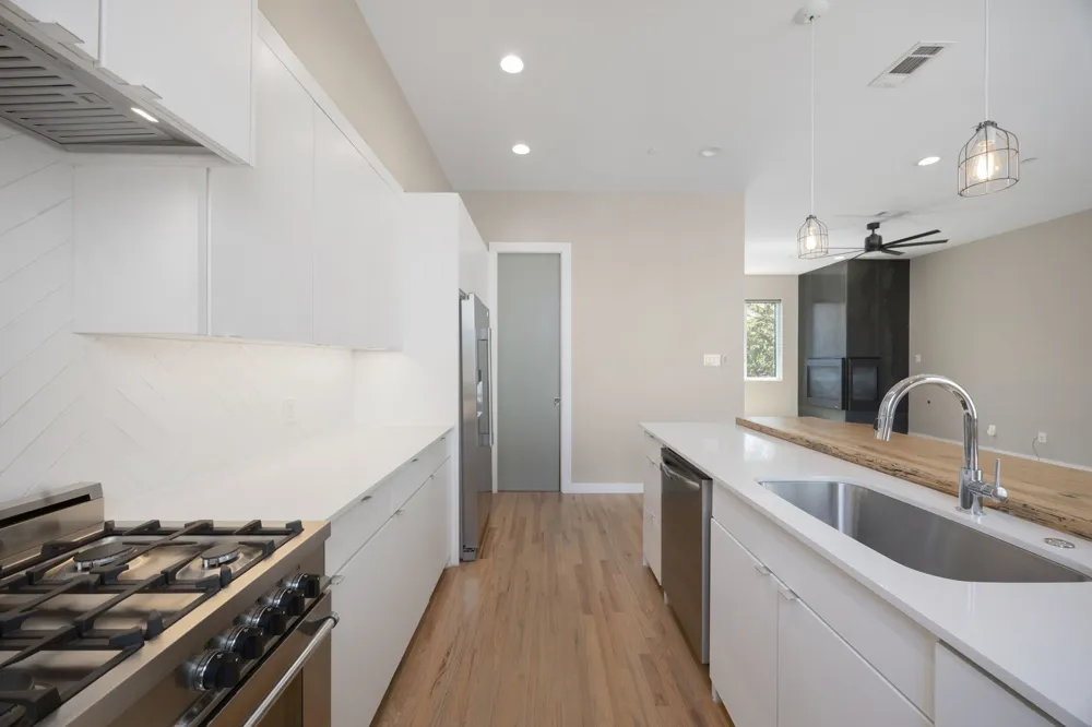 2630 Calvin Street #101 Dallas, TX 75204