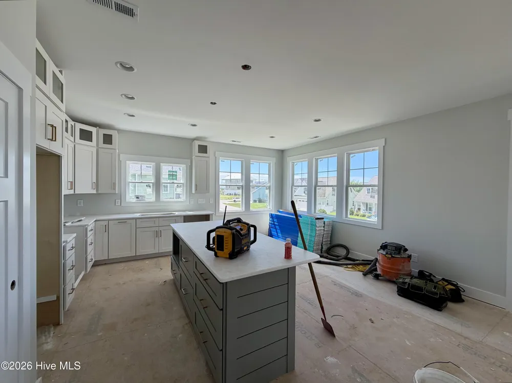 656 Fishermans Point Newport, NC 28570