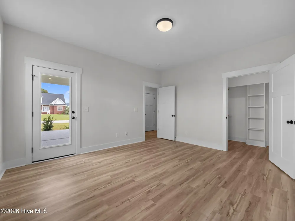 656 Fishermans Point Newport, NC 28570