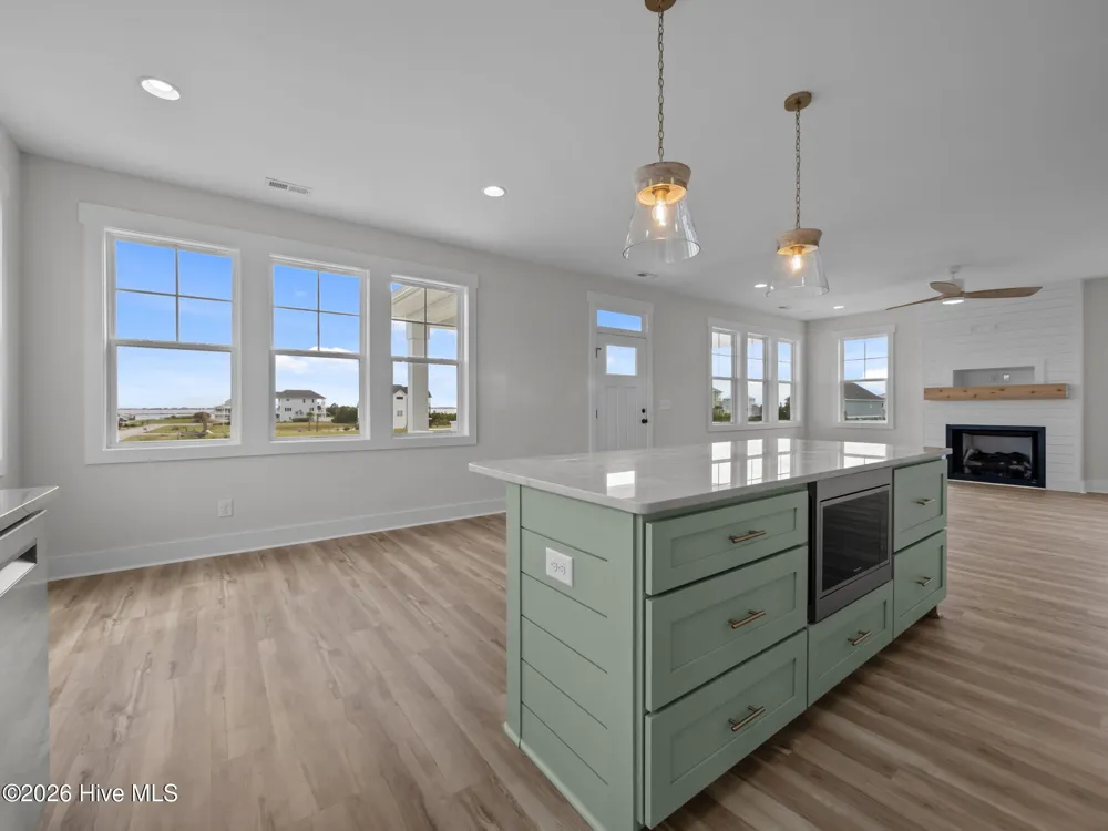 656 Fishermans Point Newport, NC 28570
