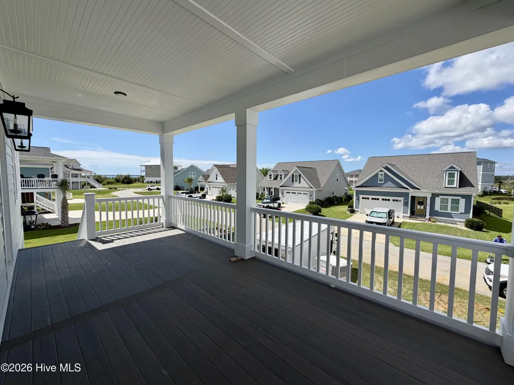656 Fishermans Point Newport, NC 28570