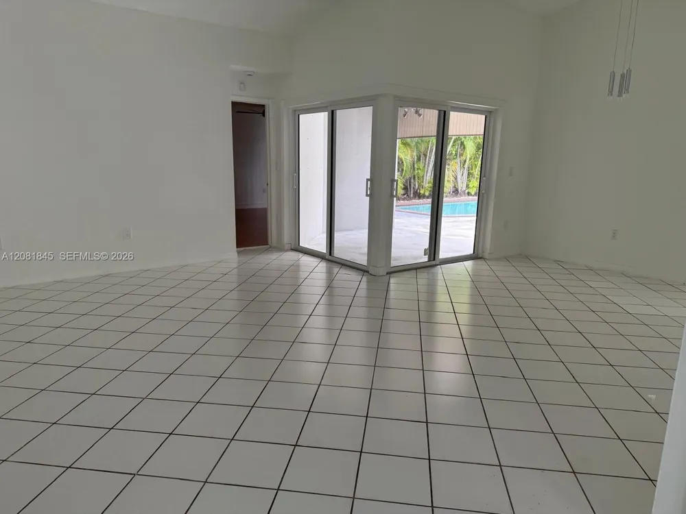 10331 SW 135th Ct Miami, FL 33186
