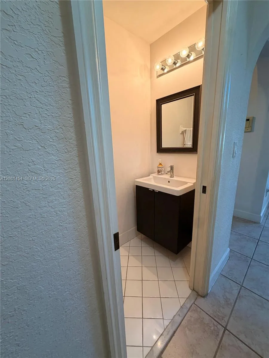 Address Not Shown Doral, FL 33178