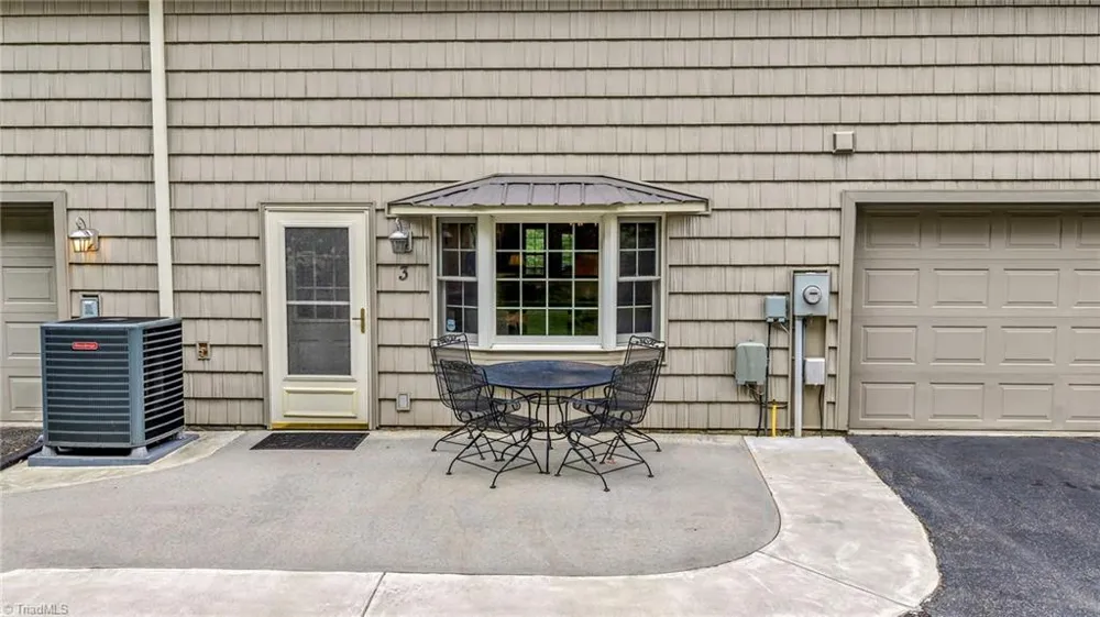 1063 Golf Course Road #3 West Jefferson, WV 26894