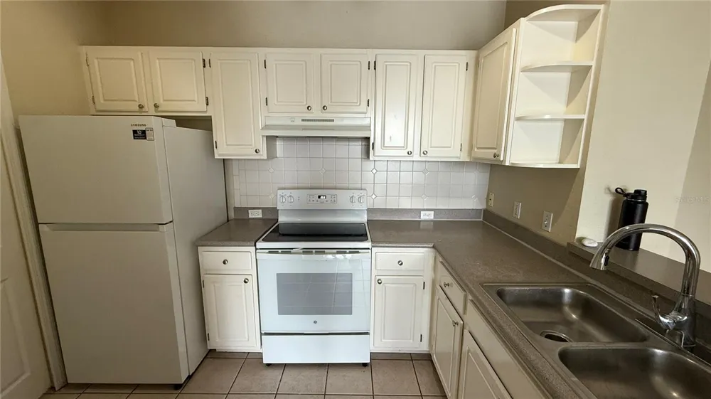 2615 MAITLAND CROSSING WAY #204 Orlando, FL 32810