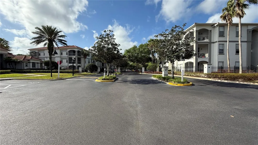 2615 MAITLAND CROSSING WAY #204 Orlando, FL 32810