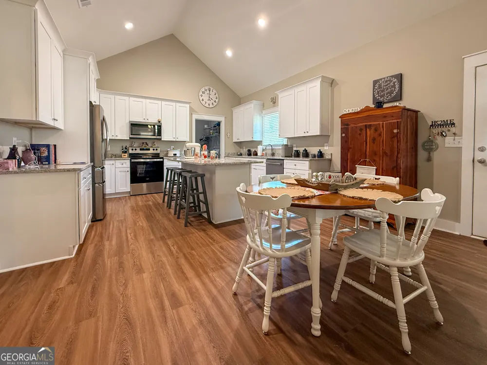 200 Campbell ST Cleveland, GA 30528