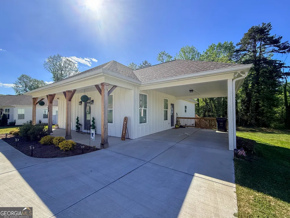 200 Campbell ST Cleveland, GA 30528