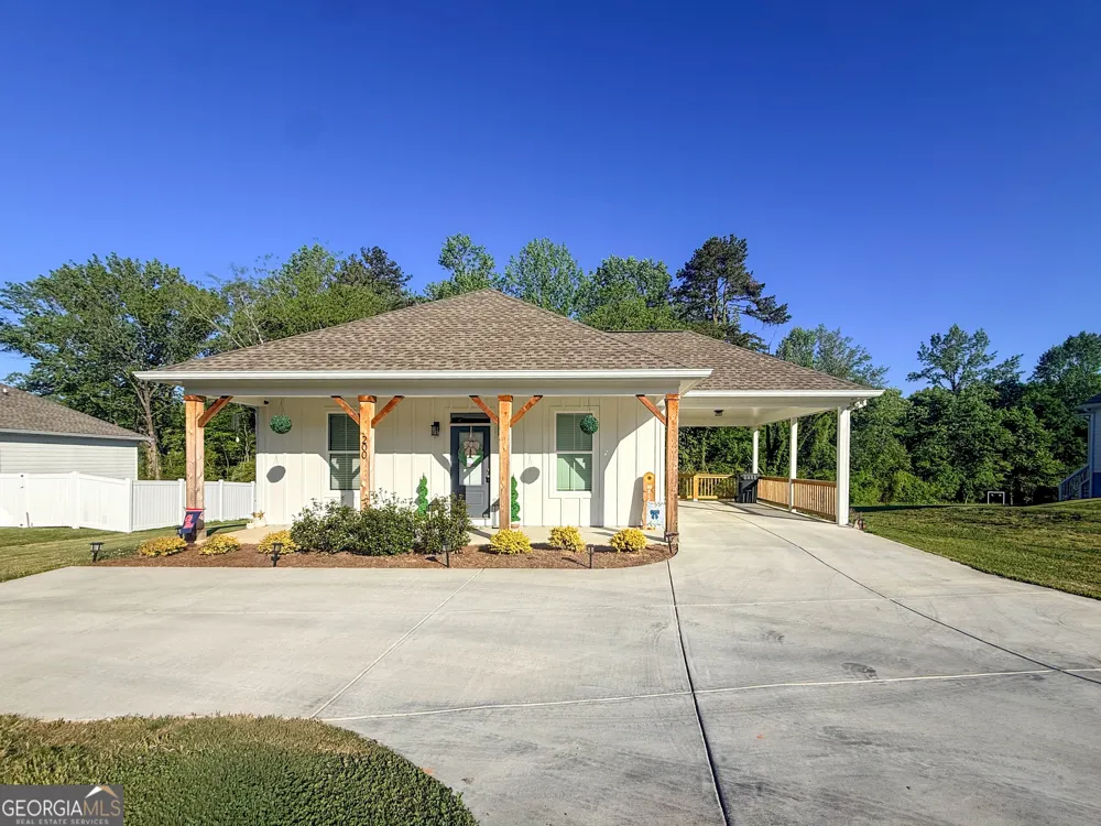 200 Campbell ST Cleveland, GA 30528