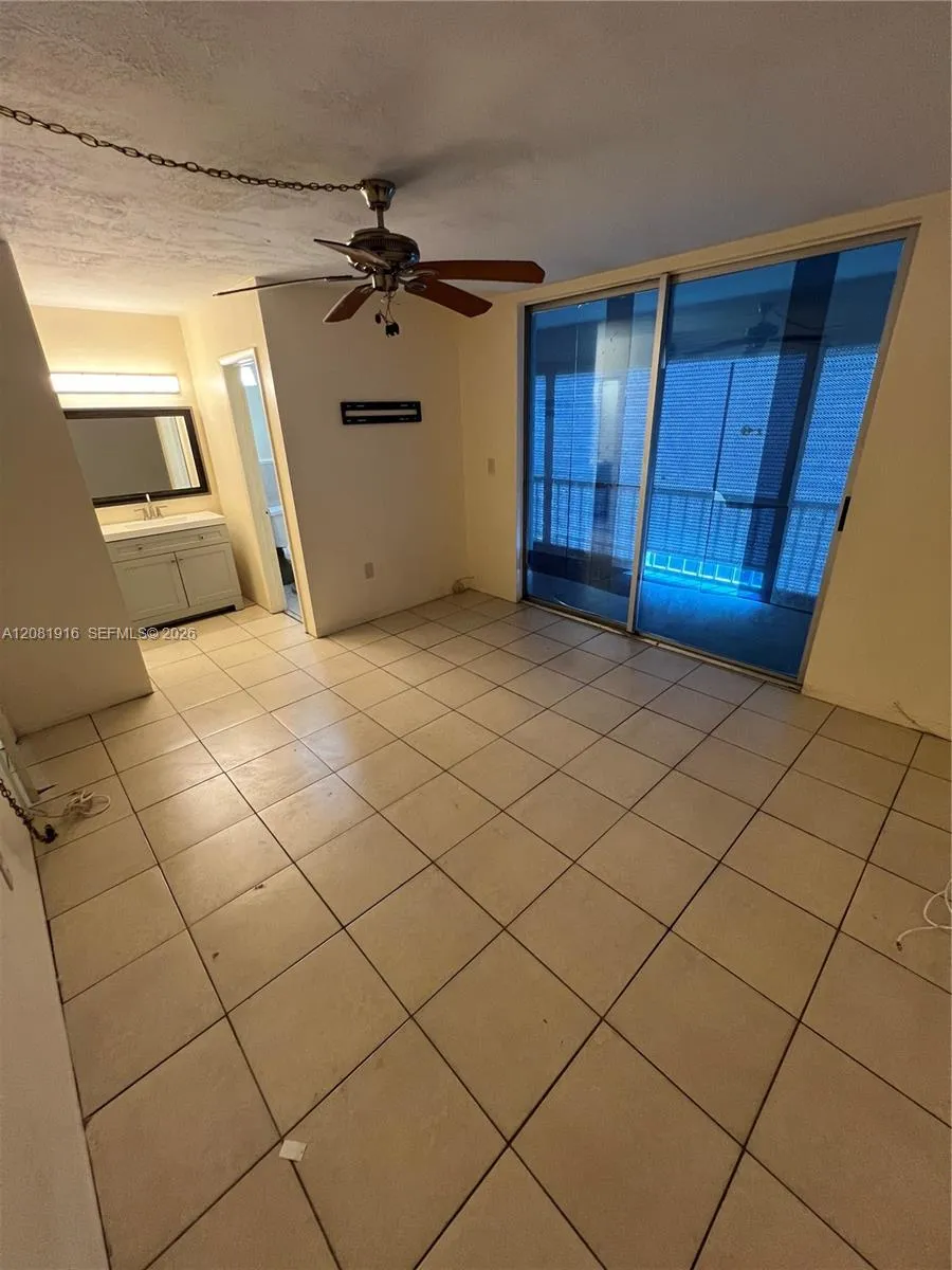 1515 NE 125th Ter #407 North Miami, FL 33161