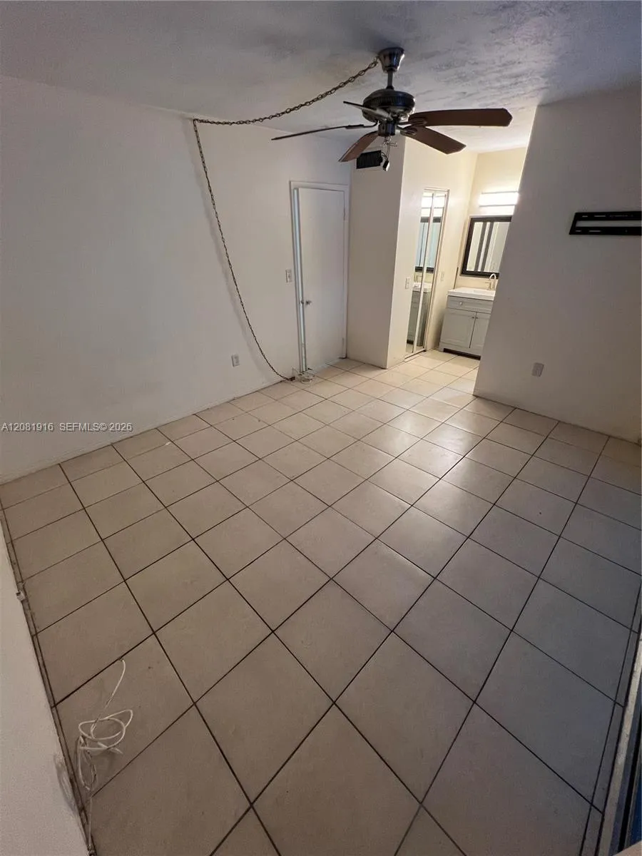 1515 NE 125th Ter #407 North Miami, FL 33161