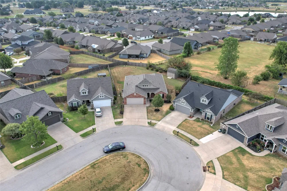 14512 E 114th Street Owasso, OK 74055