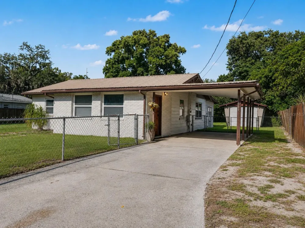 306 FLORIDA DRIVE Auburndale, FL 33823