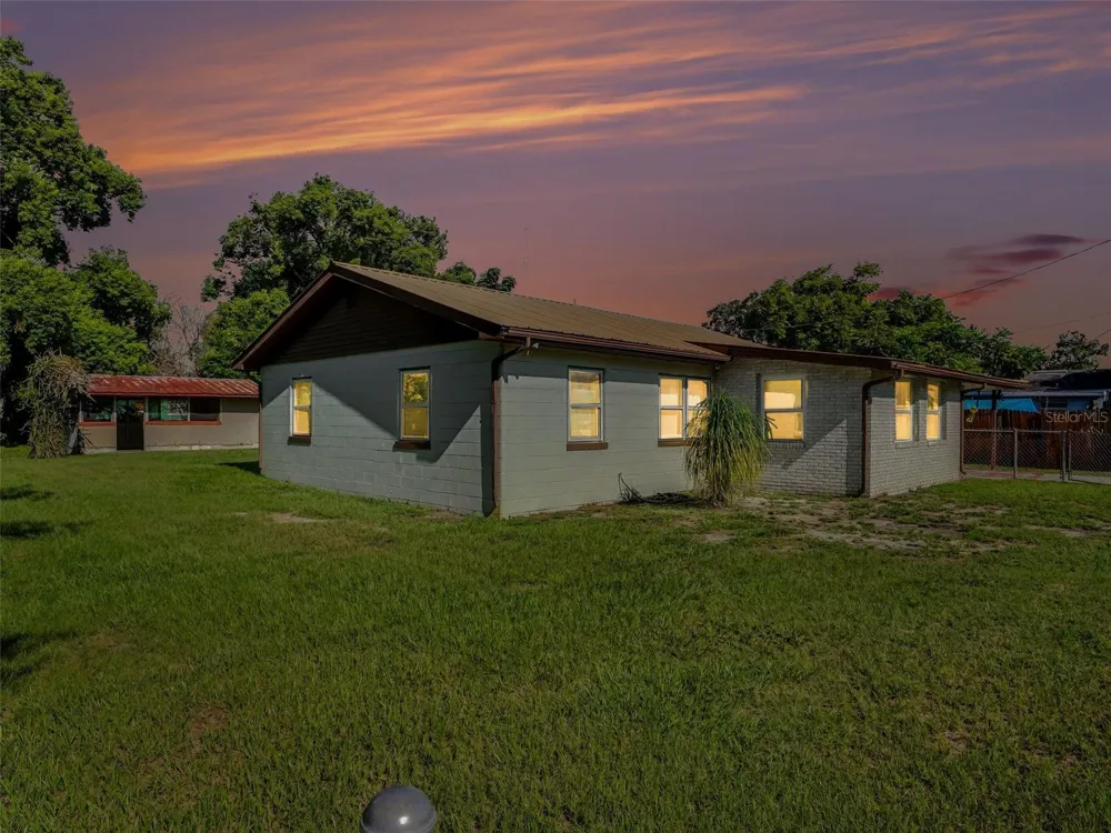 306 FLORIDA DRIVE Auburndale, FL 33823