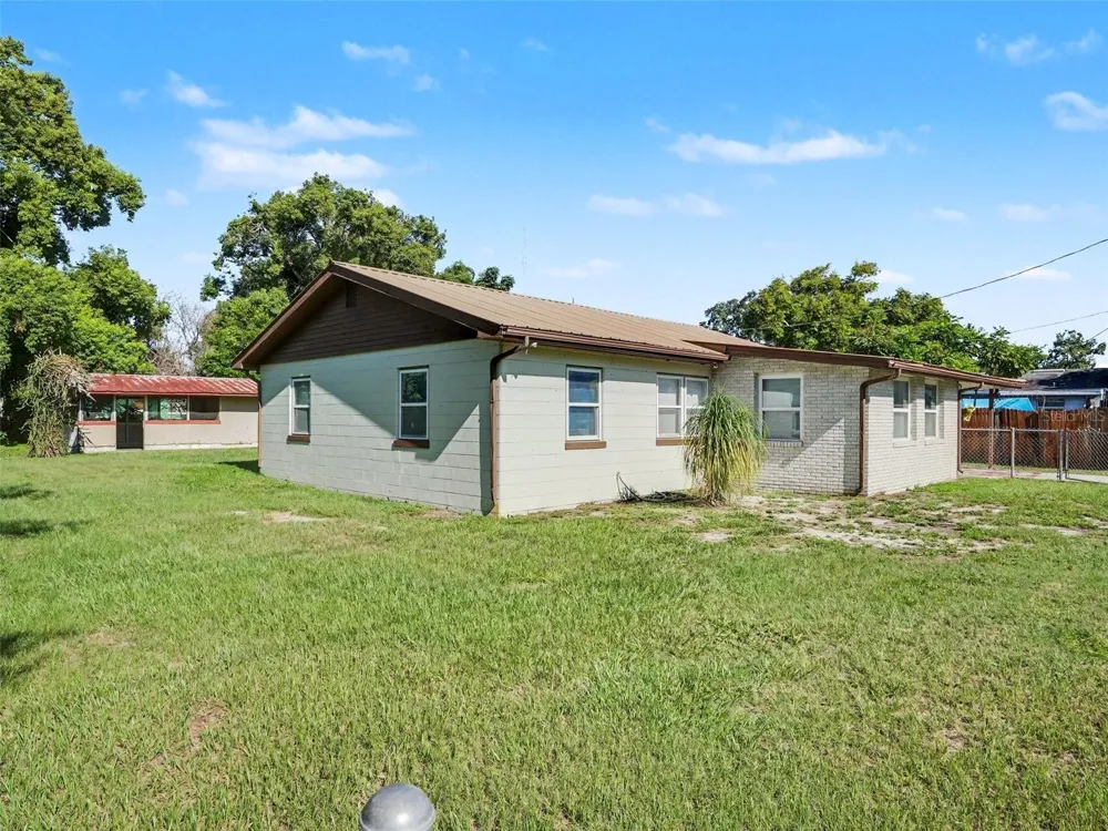 306 FLORIDA DRIVE Auburndale, FL 33823