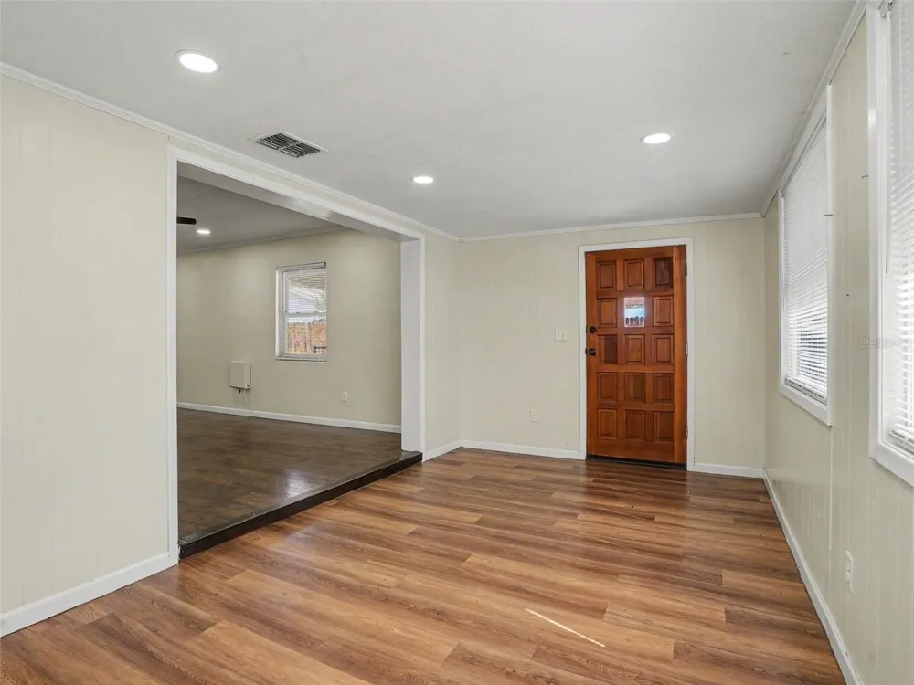 306 FLORIDA DRIVE Auburndale, FL 33823