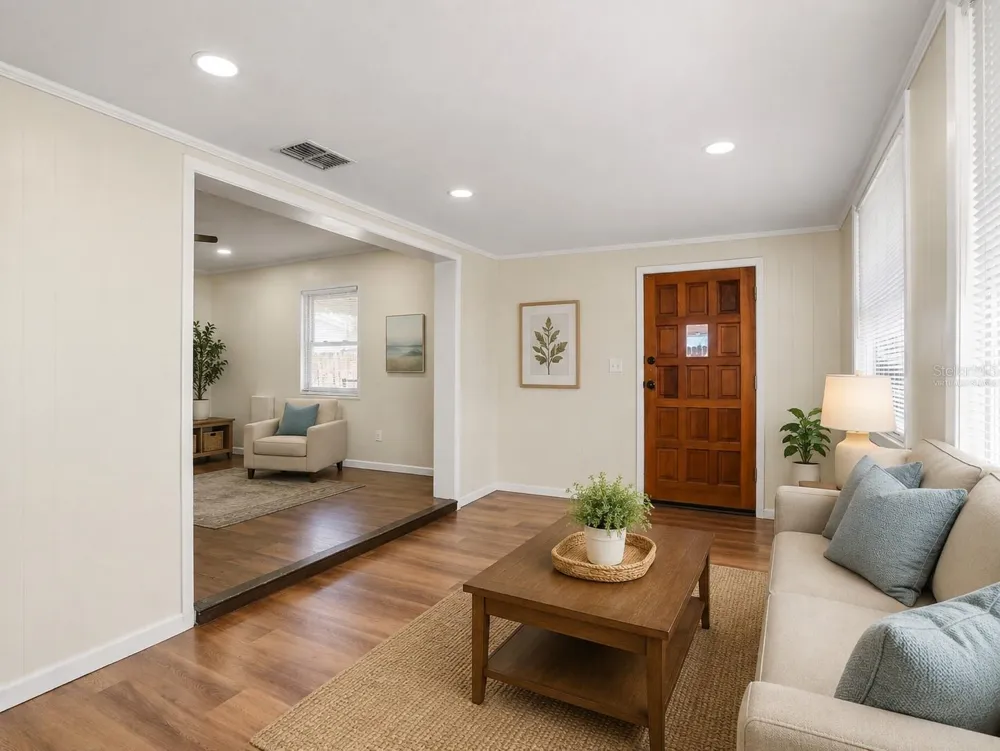306 FLORIDA DRIVE Auburndale, FL 33823