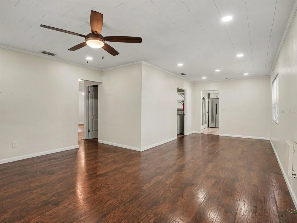 306 FLORIDA DRIVE Auburndale, FL 33823