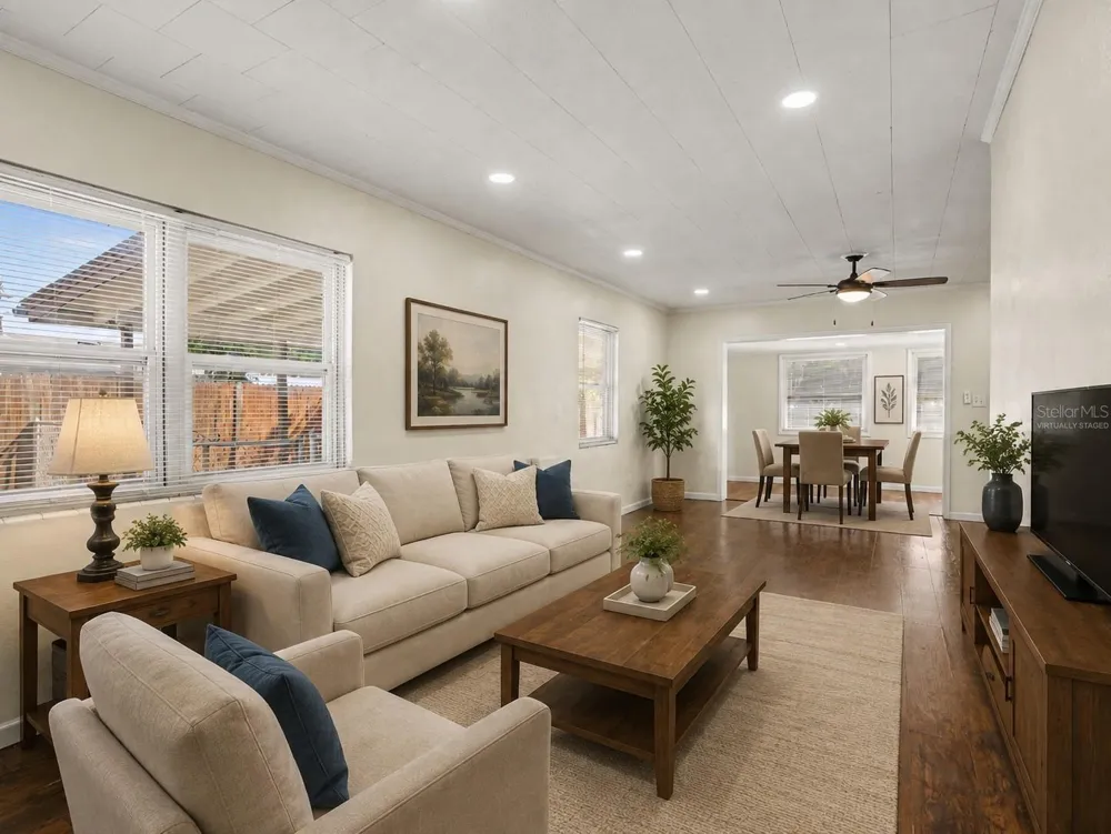 306 FLORIDA DRIVE Auburndale, FL 33823