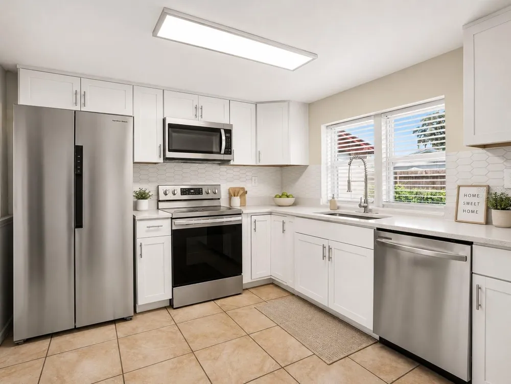 306 FLORIDA DRIVE Auburndale, FL 33823