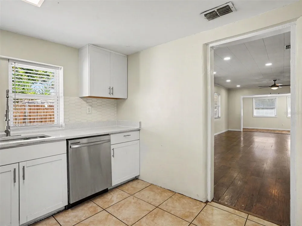 306 FLORIDA DRIVE Auburndale, FL 33823