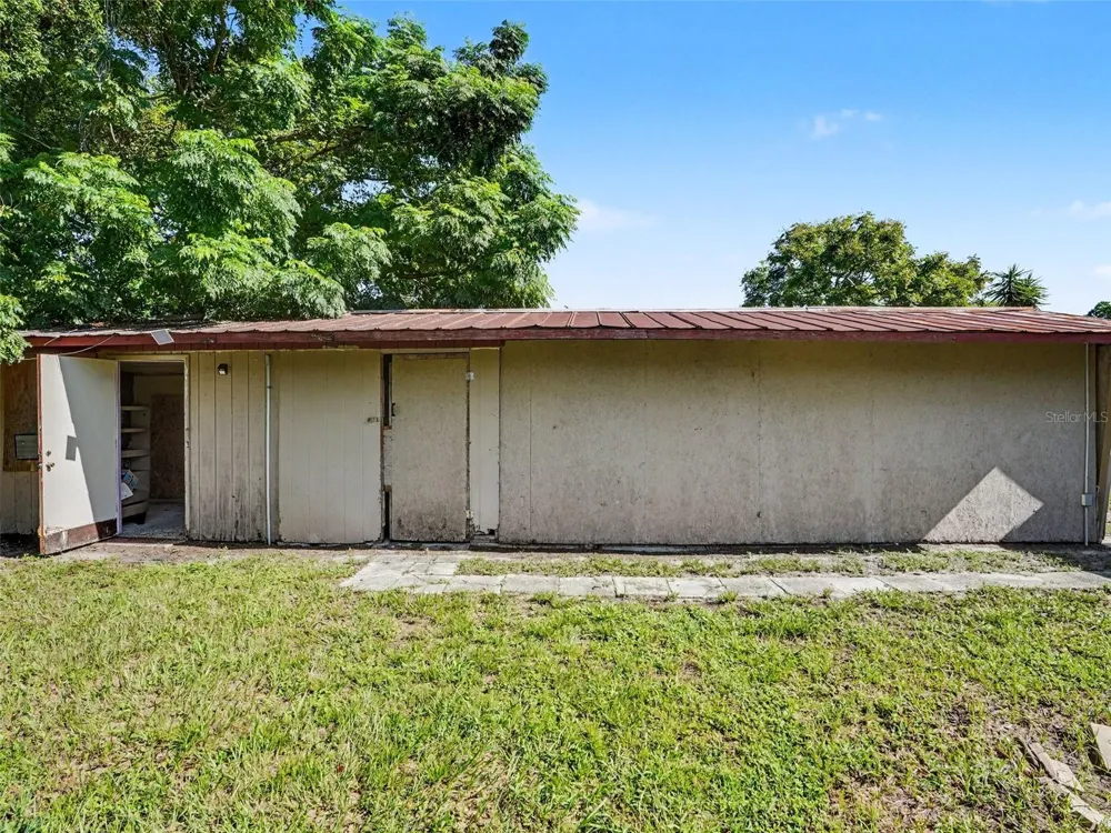 306 FLORIDA DRIVE Auburndale, FL 33823