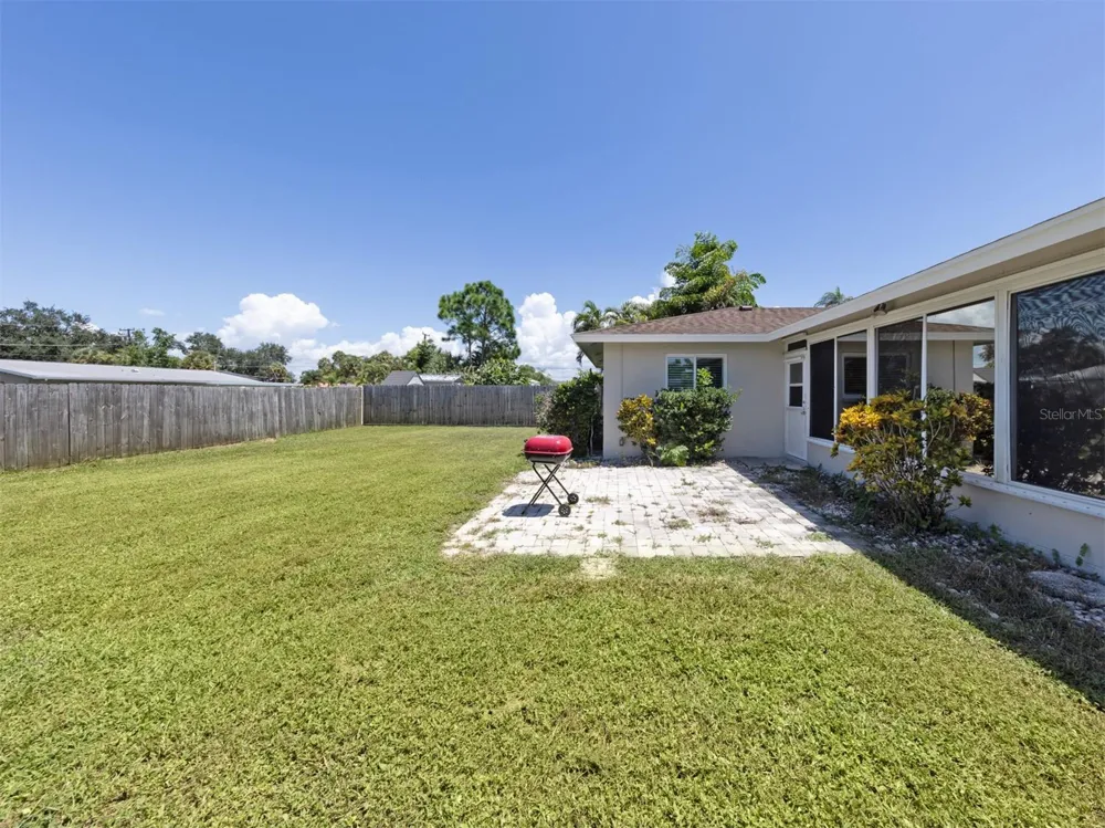 2161 INNER CASS CIRCLE Sarasota, FL 34231